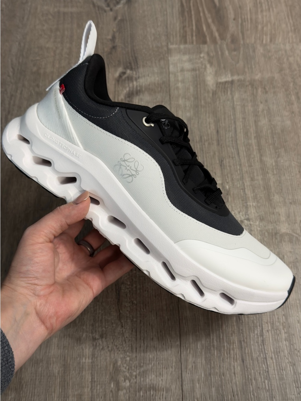 On Loewe Cloudilt Men's Black & White Athletic Sneakers 10.5 - Picture 2 of 8